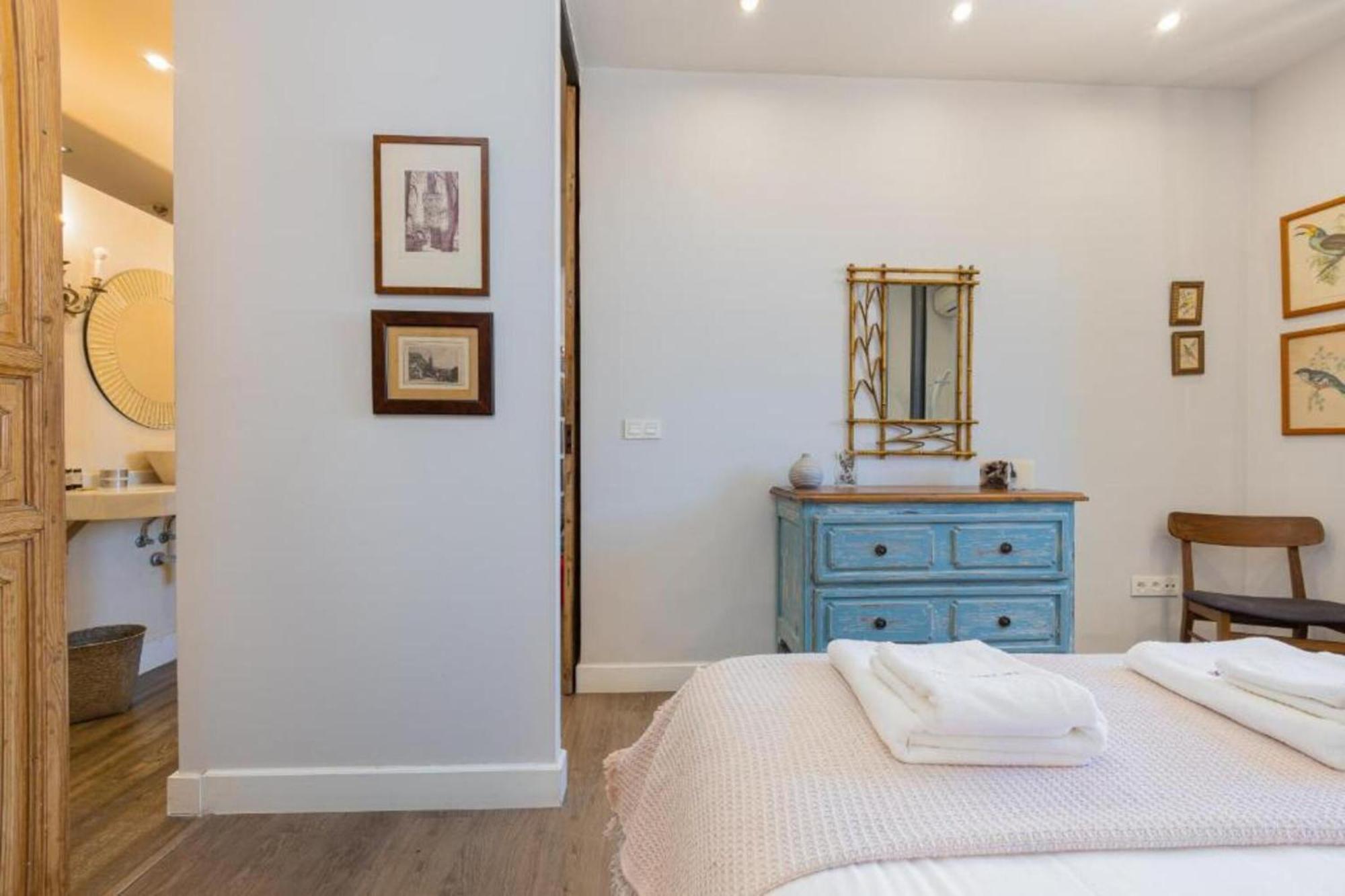 C20 - Adorable Apartment In The Center With Sun Terrace マラガ エクステリア 写真