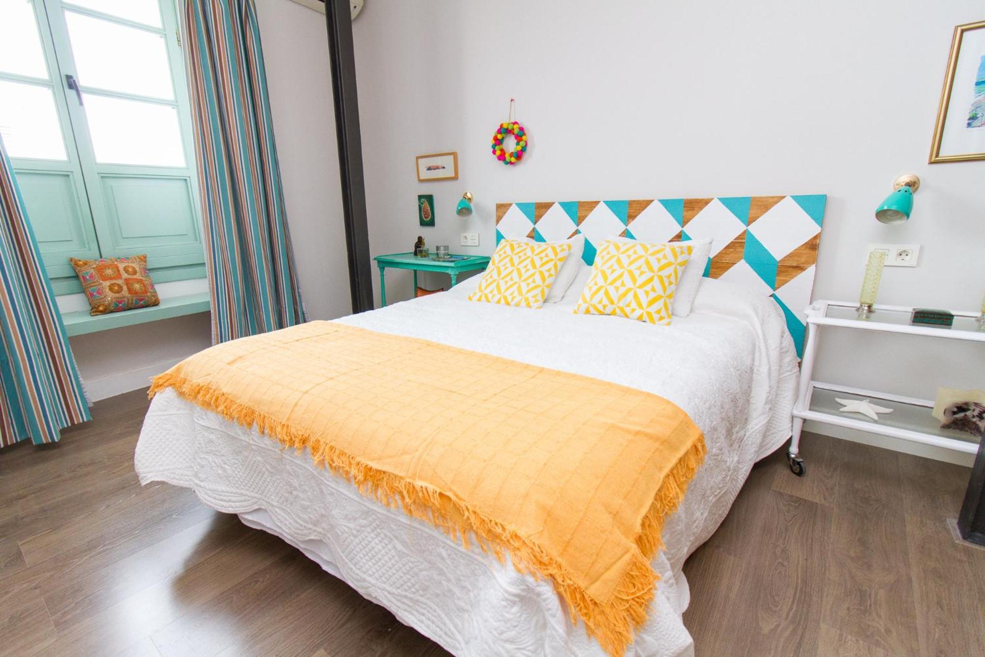 C20 - Adorable Apartment In The Center With Sun Terrace マラガ エクステリア 写真